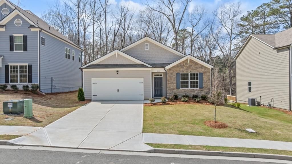 6016 Muirfield Point, Union City, GA 30213