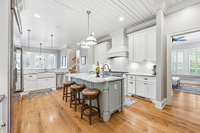 413 Silver Creek Ln., Murrells Inlet, SC 29576