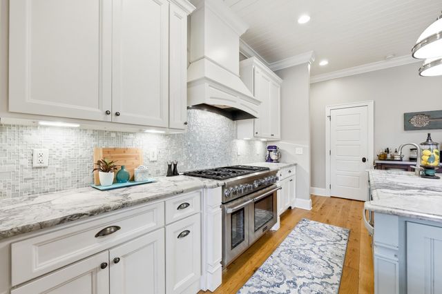 413 Silver Creek Ln., Murrells Inlet, SC 29576