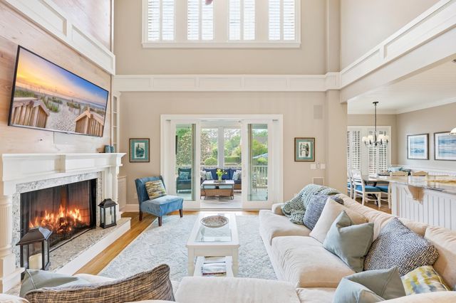 413 Silver Creek Ln., Murrells Inlet, SC 29576