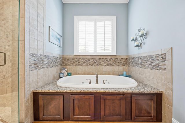 413 Silver Creek Ln., Murrells Inlet, SC 29576