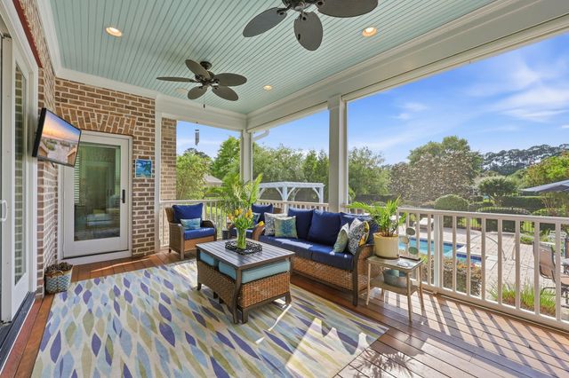 413 Silver Creek Ln., Murrells Inlet, SC 29576
