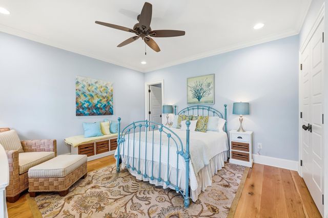 413 Silver Creek Ln., Murrells Inlet, SC 29576