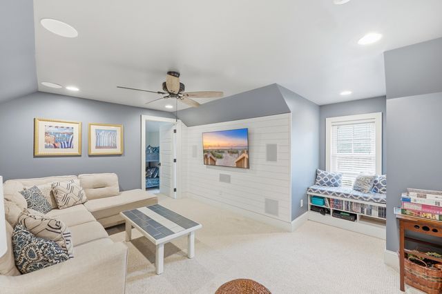 413 Silver Creek Ln., Murrells Inlet, SC 29576
