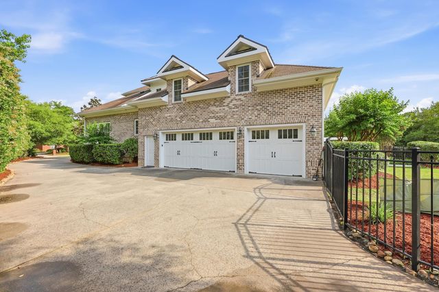 413 Silver Creek Ln., Murrells Inlet, SC 29576