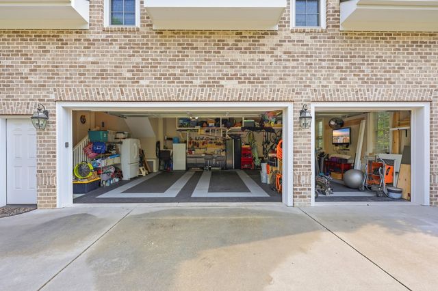 413 Silver Creek Ln., Murrells Inlet, SC 29576