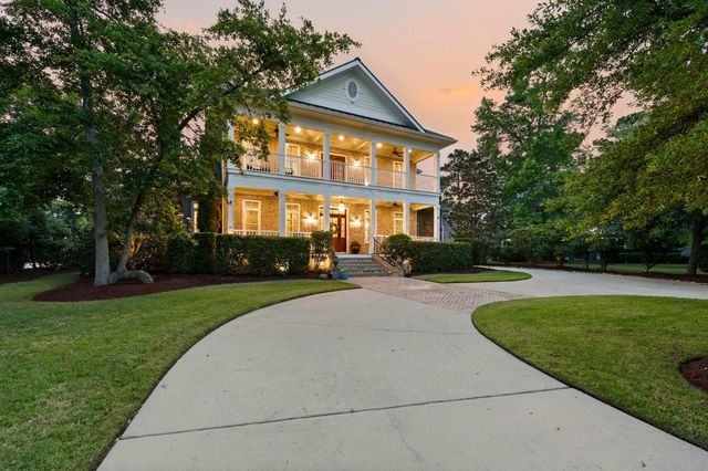 413 Silver Creek Ln., Murrells Inlet, SC 29576