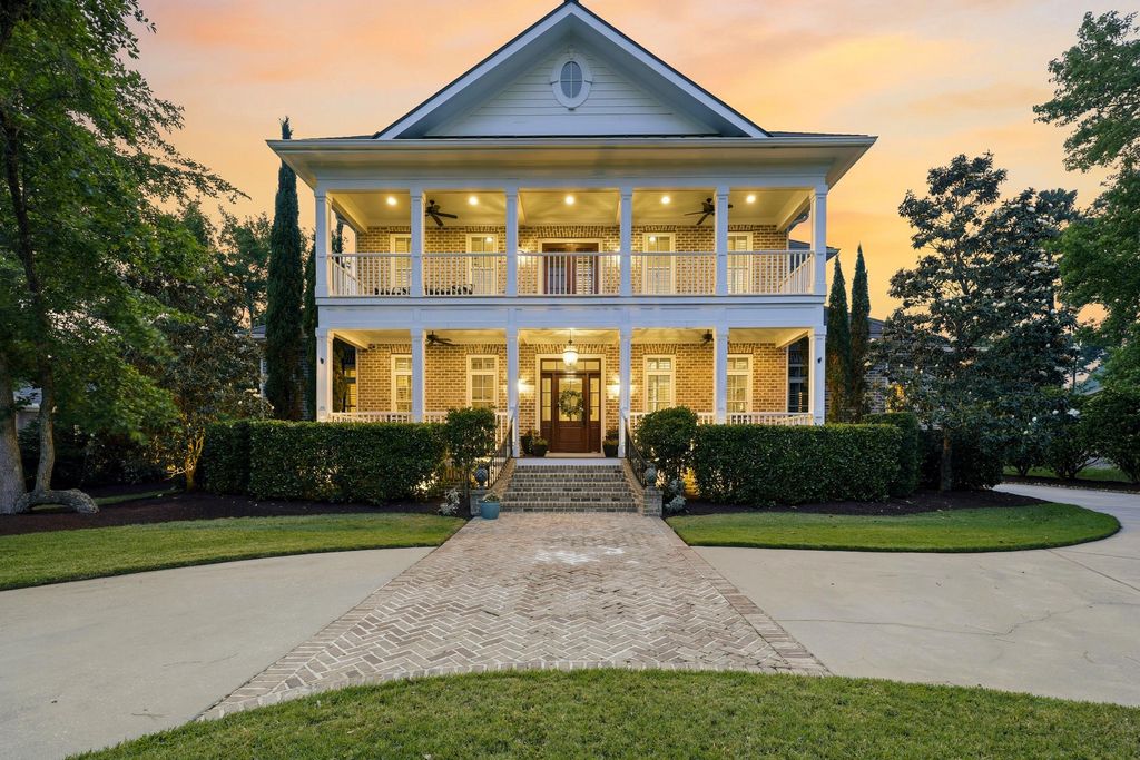 413 Silver Creek Ln., Murrells Inlet, SC 29576