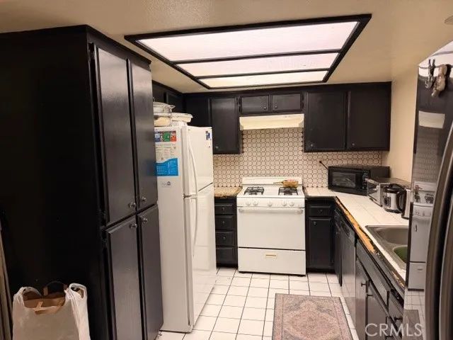 1470 Coral Tree, San Bernardino, CA 92408