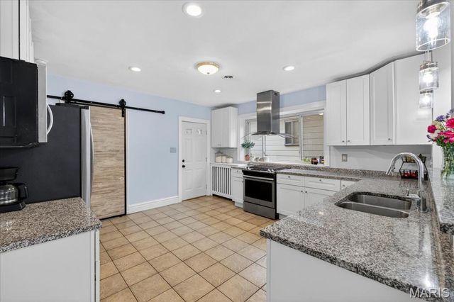 6424 Bradley Avenue, St Louis, MO 63139