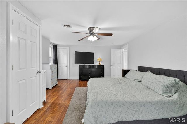 6424 Bradley Avenue, St Louis, MO 63139