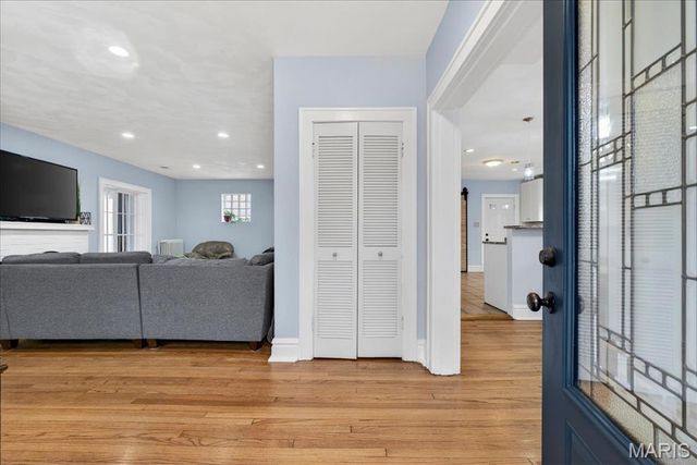 6424 Bradley Avenue, St Louis, MO 63139