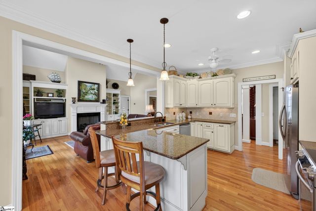 6 Ione Circle, Williamston, SC 29697