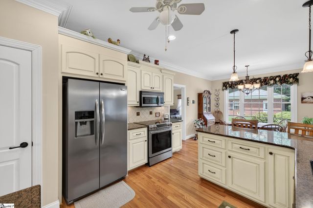 6 Ione Circle, Williamston, SC 29697