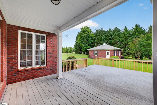 6 Ione Circle, Williamston, SC 29697