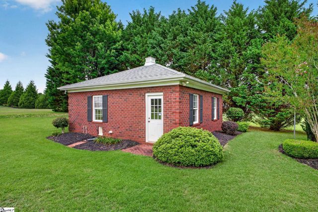 6 Ione Circle, Williamston, SC 29697