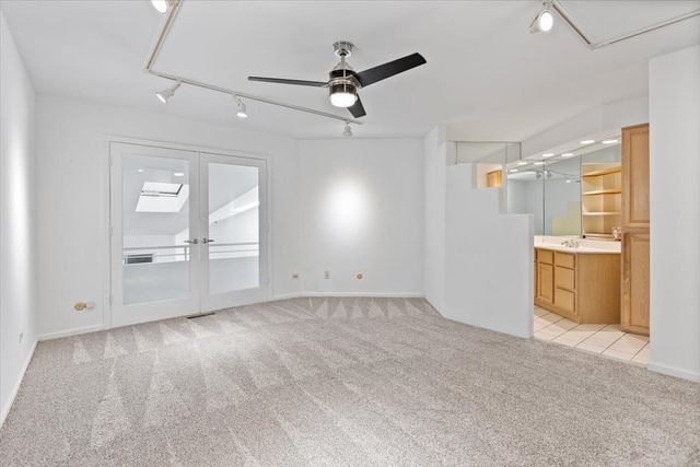 414 S Dee Road, Park Ridge, IL 60068