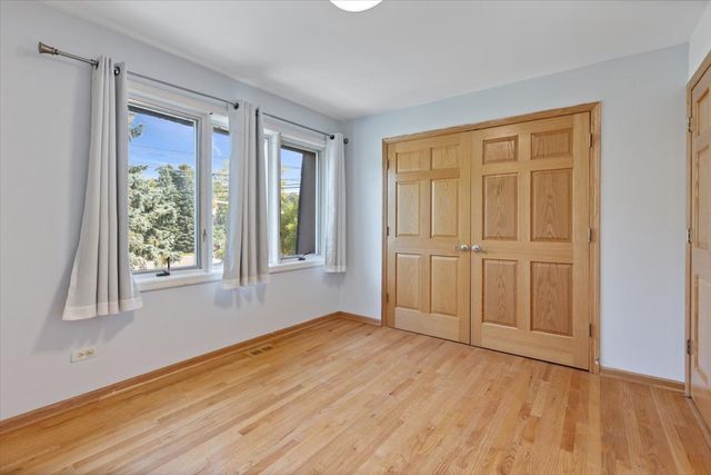 414 S Dee Road, Park Ridge, IL 60068