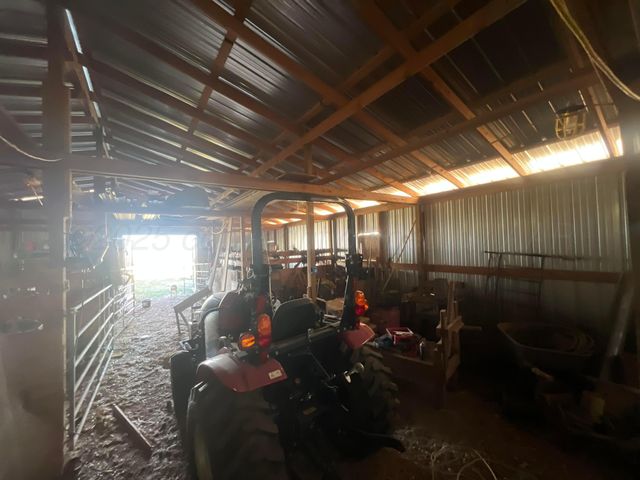 8269 County Rd 5, Pampa, TX 79065