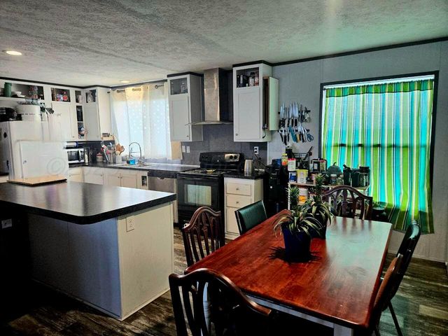 8269 County Rd 5, Pampa, TX 79065