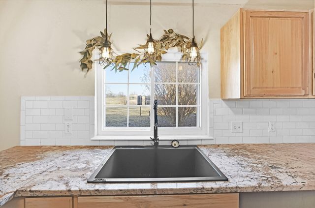 23979 E 320 Road, Chelsea, OK 74016