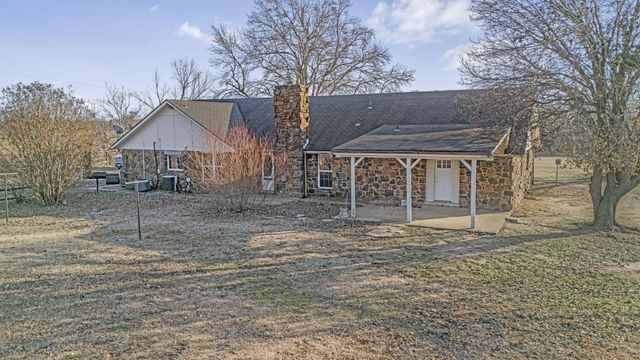 23979 E 320 Road, Chelsea, OK 74016