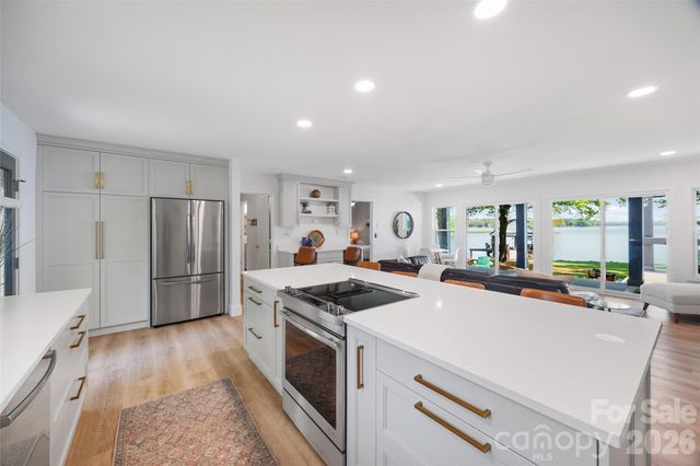 5280 Masons Ferry Road, Clover, SC 29710