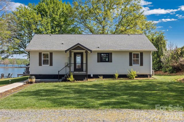 5280 Masons Ferry Road, Clover, SC 29710