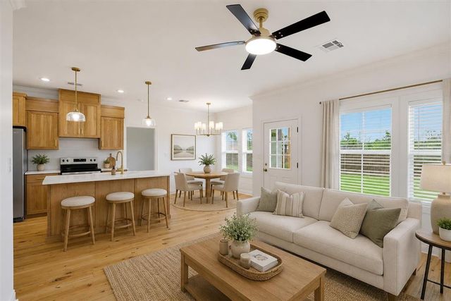 228 Jones Road, Lake Charles, LA 70611