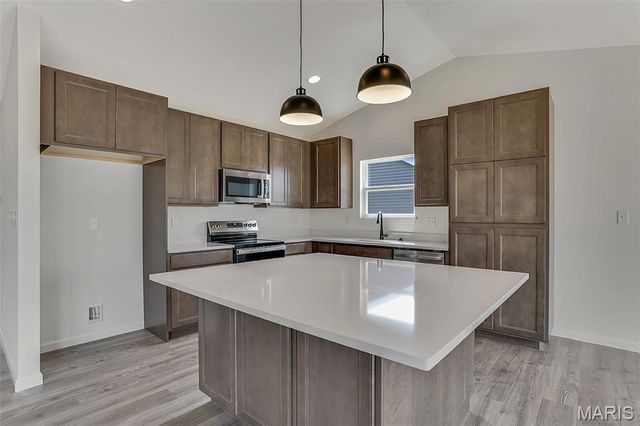 524 Evening Primrose Drive, Wentzville, MO 63385