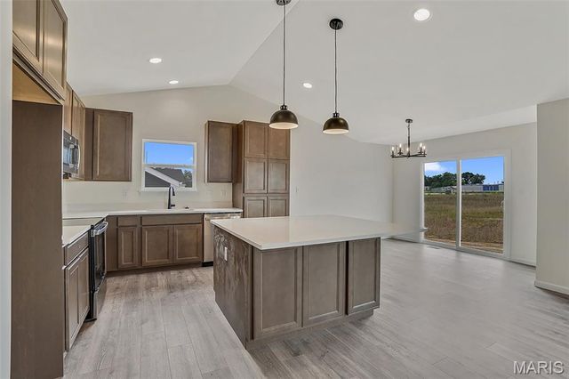 524 Evening Primrose Drive, Wentzville, MO 63385