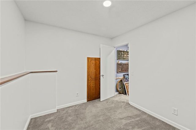 19817 S Clare Road, Spring Hill, KS 66083
