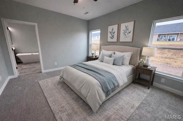 426 Honeysuckle Drive, Hannibal, MO 63401