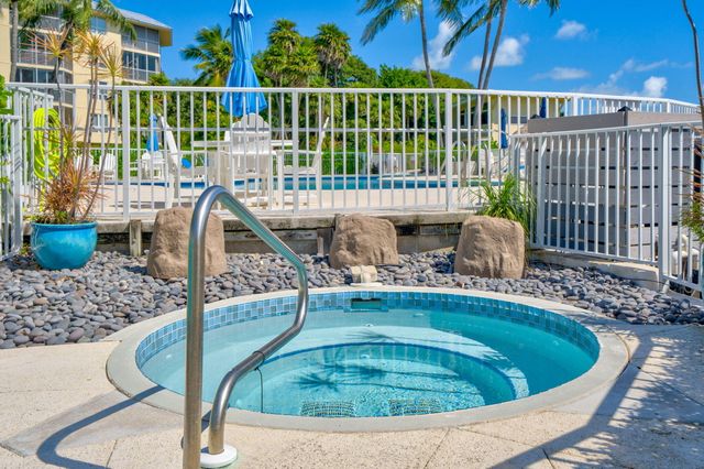 87851 Old Highway M32, Plantation Key, FL 33036