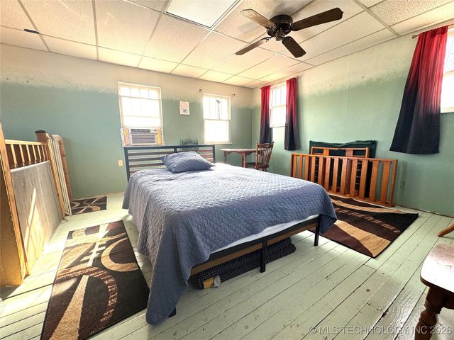 1322 W Easton Place, Tulsa, OK 74127