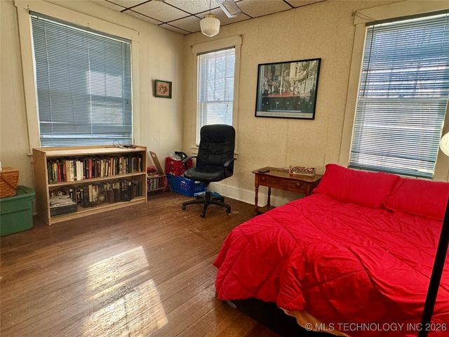 1322 W Easton Place, Tulsa, OK 74127