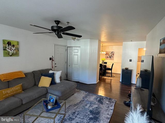 810 WILLINGS WAY, New Castle, DE 19720