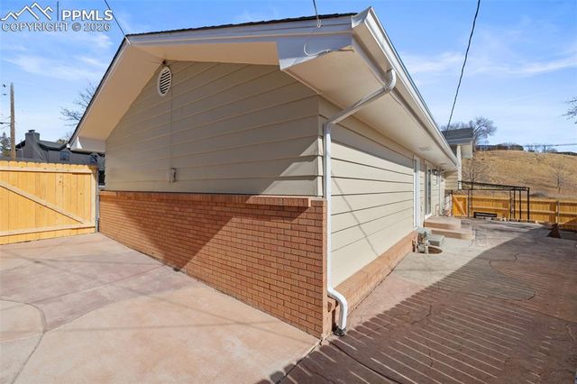 2905 Garden Hill Drive, Colorado Springs, CO 80904