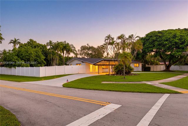 8201 SW 151st Street, Palmetto Bay, FL 33158