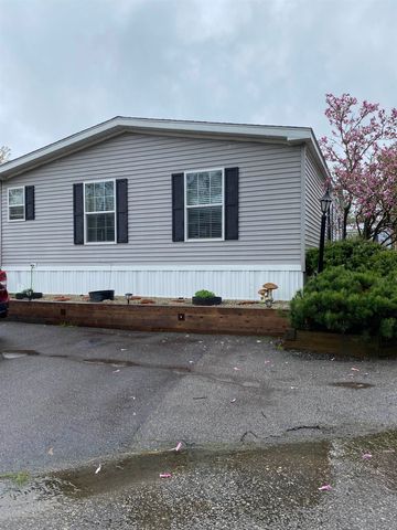 7 Sir Lancelot Drive, Exeter, NH 03833