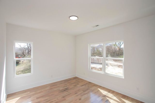 915A 33rd Ave, N, Nashville, TN 37209