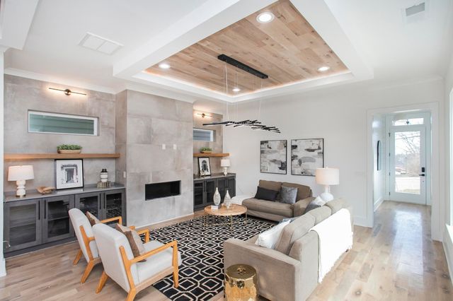 915A 33rd Ave, N, Nashville, TN 37209