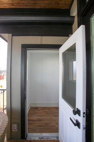 915A 33rd Ave, N, Nashville, TN 37209