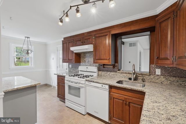 411 GOODLEY RD, Wilmington, DE 19803