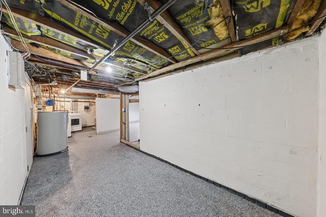 411 GOODLEY RD, Wilmington, DE 19803