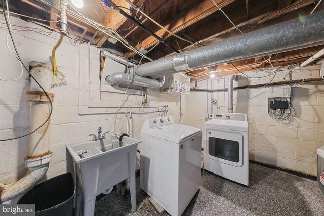 411 GOODLEY RD, Wilmington, DE 19803