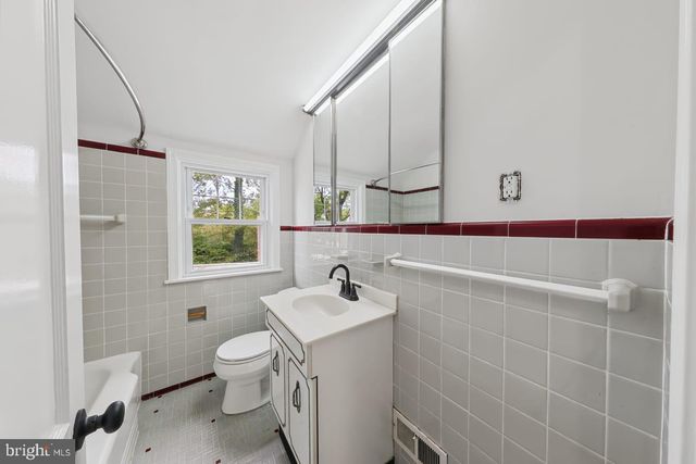411 GOODLEY RD, Wilmington, DE 19803