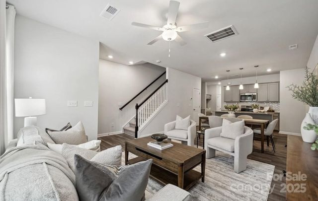 2962 Sloan Drive 29, Charlotte, NC 28208