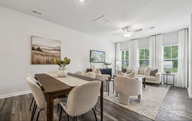 2962 Sloan Drive 29, Charlotte, NC 28208