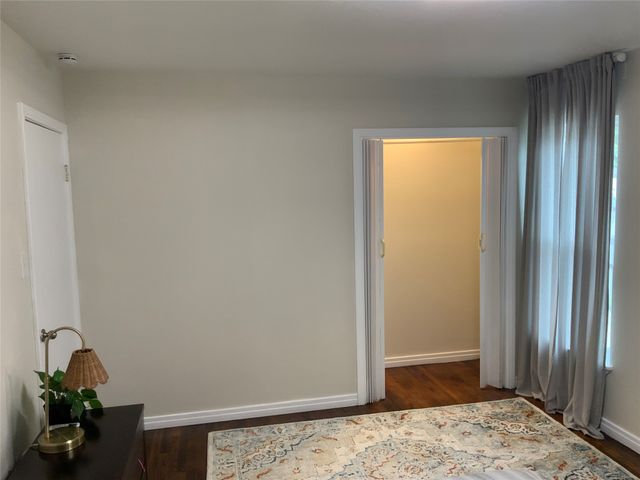 215 S 4th Street, Jacksboro, TX 76458